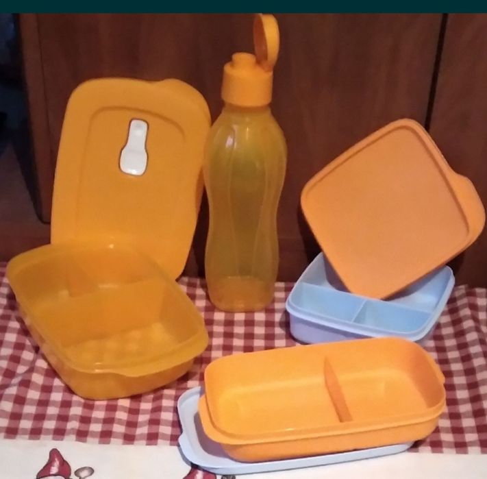 Детски бутилки, купички, прибори за готвене и хранене Tupperware