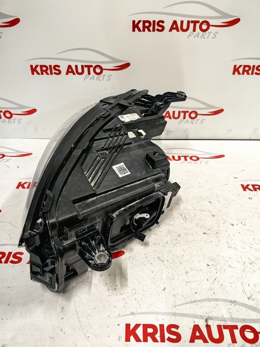 Десен фар Mercedes CLS W257 MULTIBEAM LED 2021г