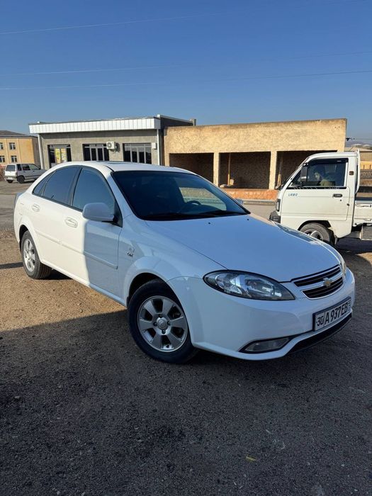 Jentra sotiladi lasetti Jentra 2019 yil