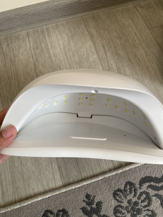 Лампы для сушки ногтей маникюр