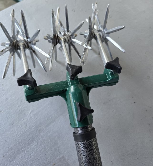 Ръчен култиватор 3 в 1