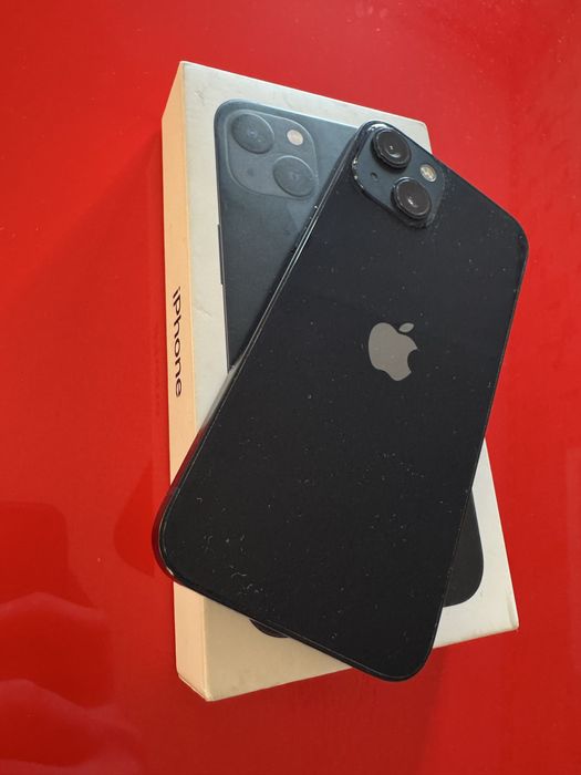 Продам Айфон 13 в идеальном состоянии