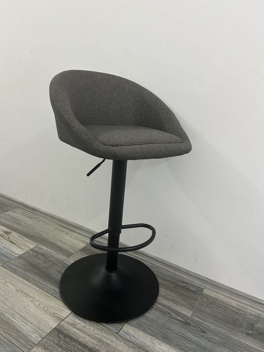 Vand scaun pentru make-up