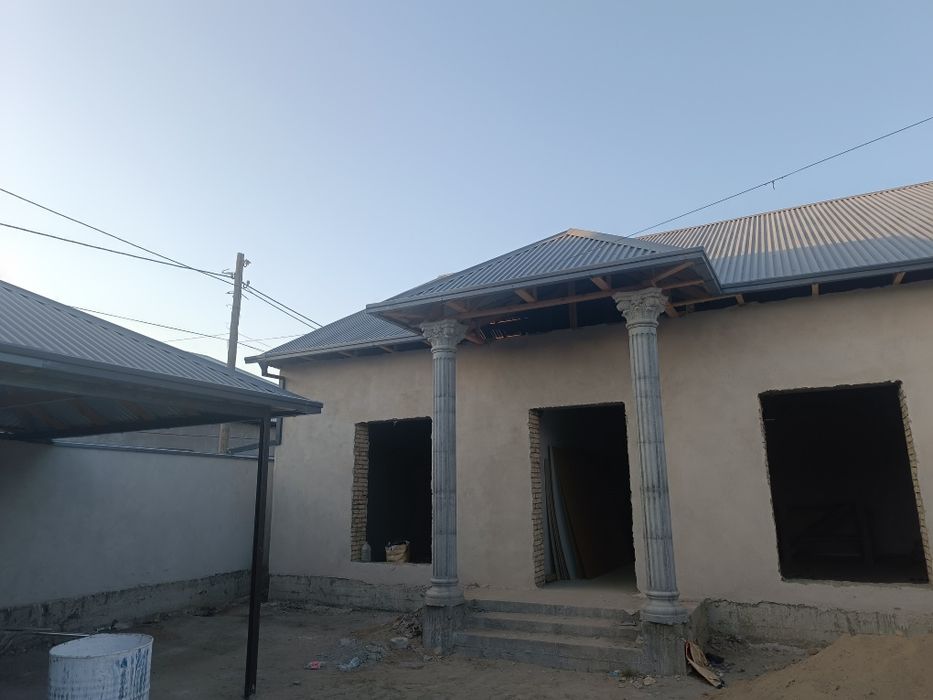 Катеж сотилади 2.5 соток ор-р мошин бозор КIA автосалон