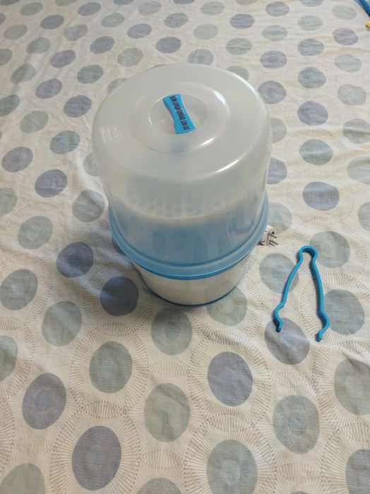 Стерилизатор за шишета и биберони