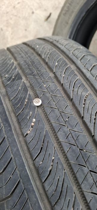 Продам шины 235/45 R18