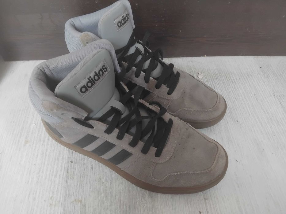 Adidas 100% оригинални маратонки / кецове естествена кожа