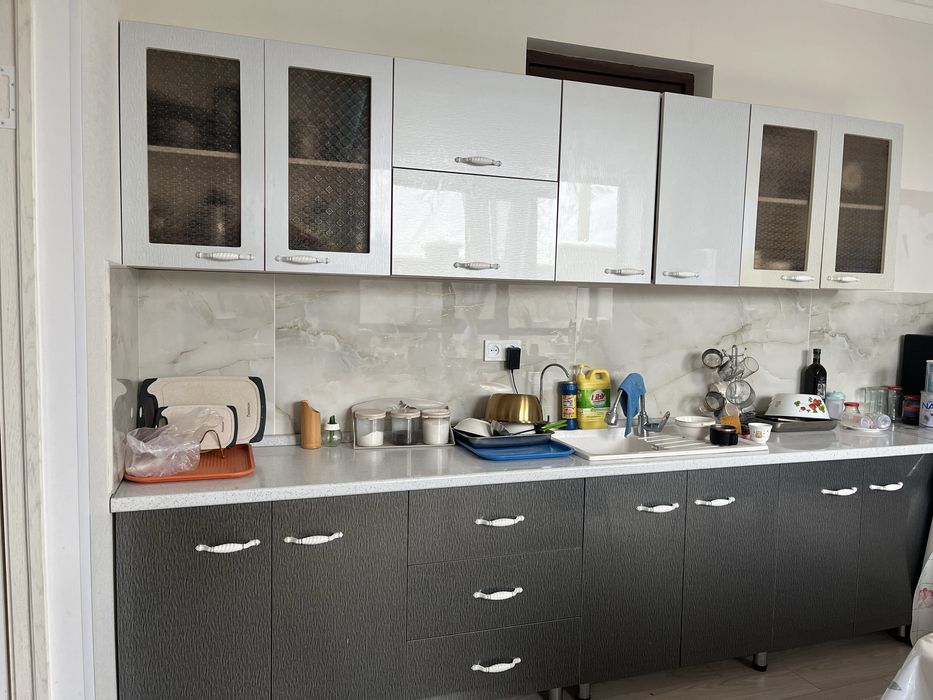 Продам кухонную гарнитуру