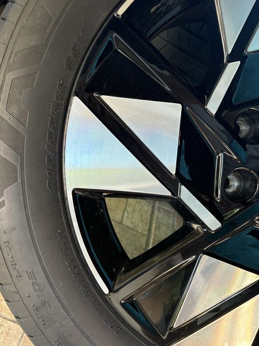 Оригинални джанти Hyundai / Хюндай 18" 5х114.3 + гуми 215/55/18