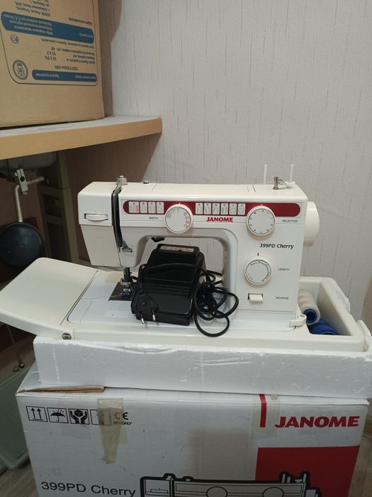 Продается швейная машина Janome
