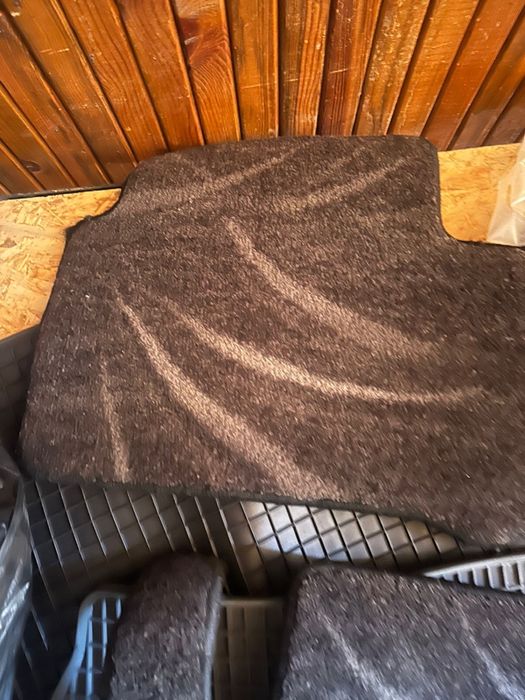 Продам летние полики на Мерседес Е 211