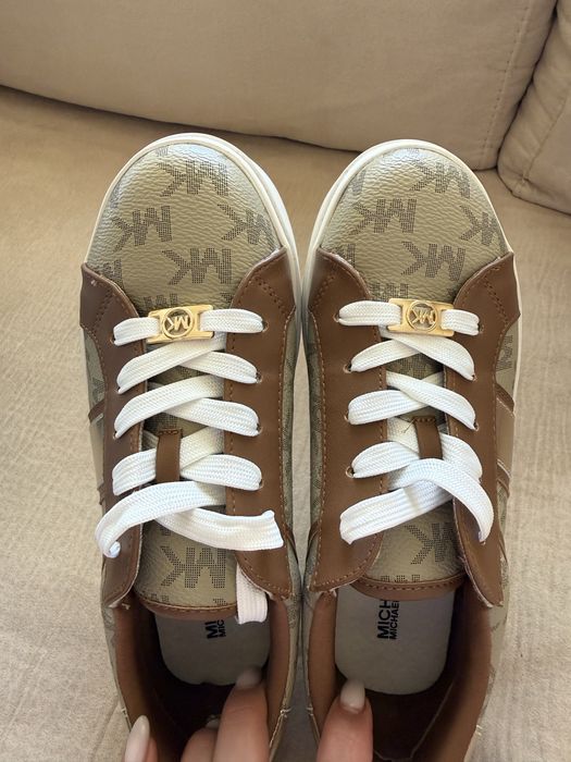 Нови кецове Michael Kors