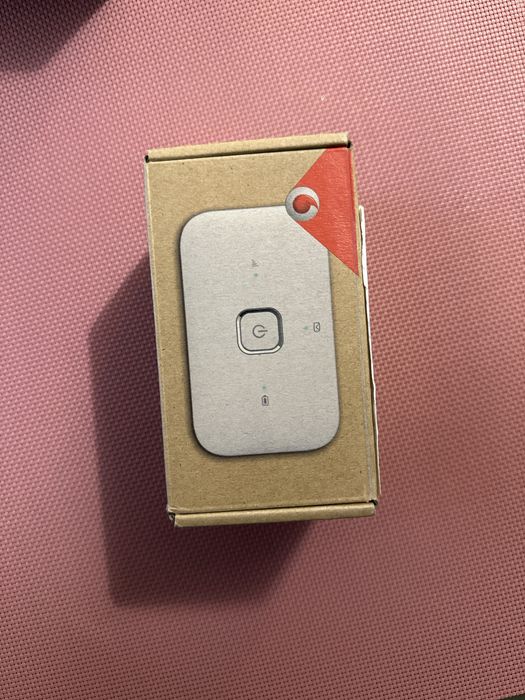Mini router Wi-Fi mobil Vodafone 4 G, R218- liber de Retea!