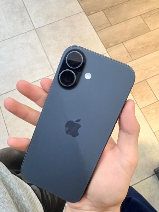 Продам iphone 17 256гб