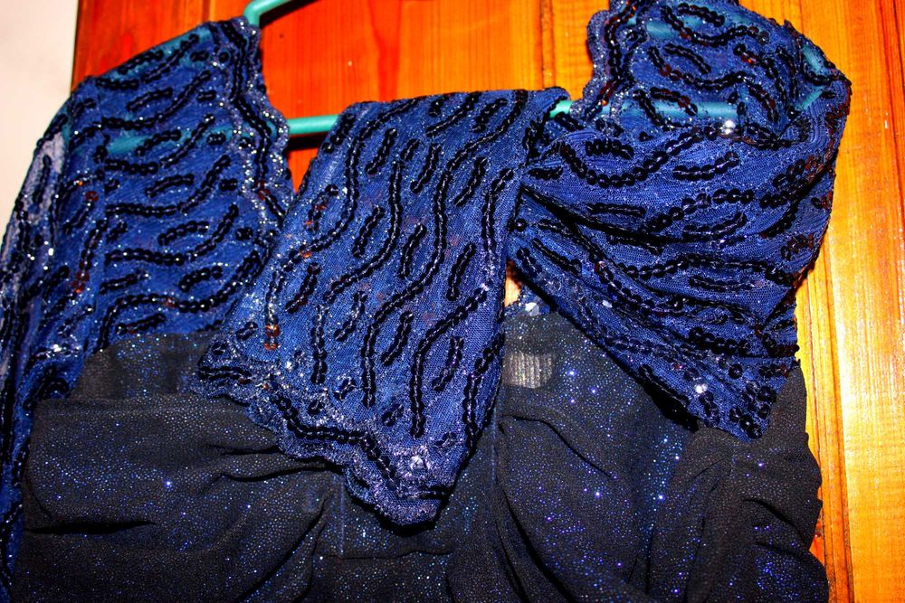 Вечернее платье с блестками 42 размер