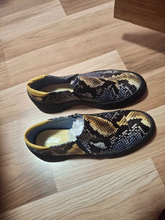 Обувки Gabina нови естествен лак 38 номер