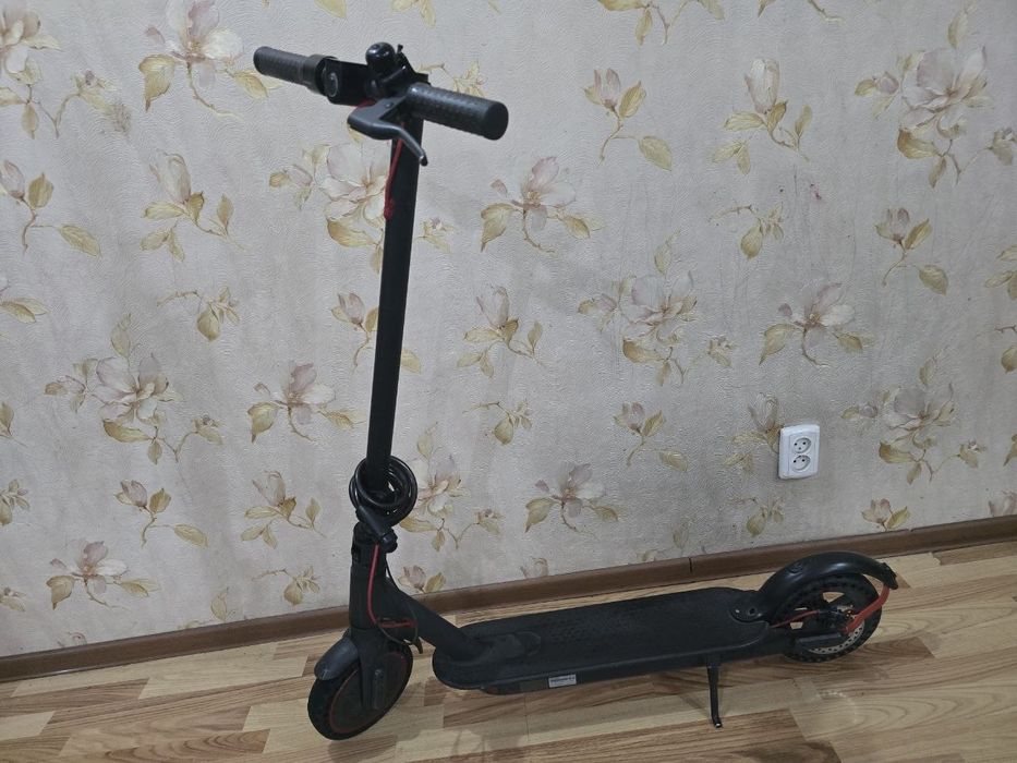 Электро самокат Xiaomi pro