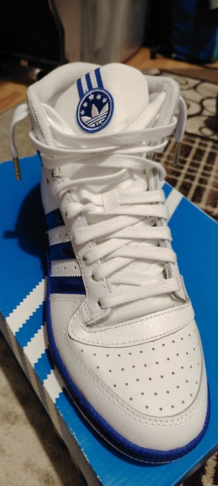 Adidas marimea 42  originali