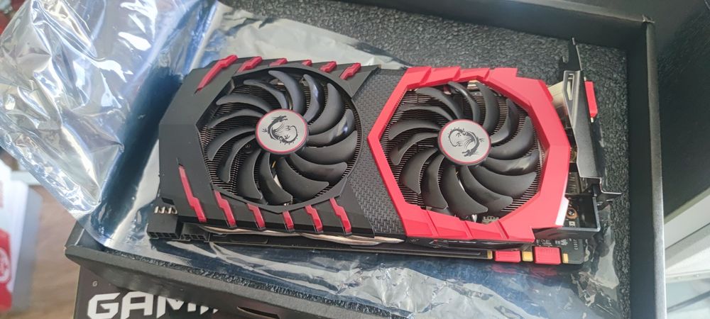 Продам видеокарту GTX 1080