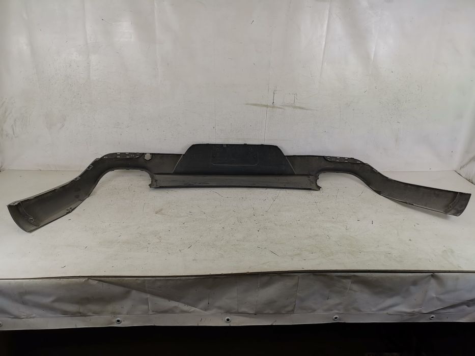 Порше Панамера / Porsche Panamera Оригинален заден дифузор в добро със