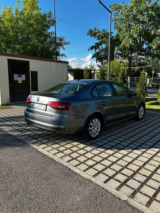 De Vanzare volkswagen jetta | 1.2TSI | an fabricatie 2017 | 112.000km | Al doilea proprietar | Carte Service