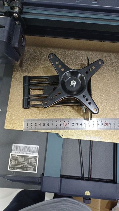 Кронштейн для монитора