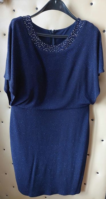 Рокля до коляното