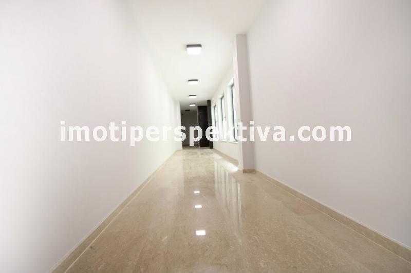 Продава се Тристаен апартамент в Пловдив, Център - 90 кв.м за 2000 €/кв.м - Снимка #12