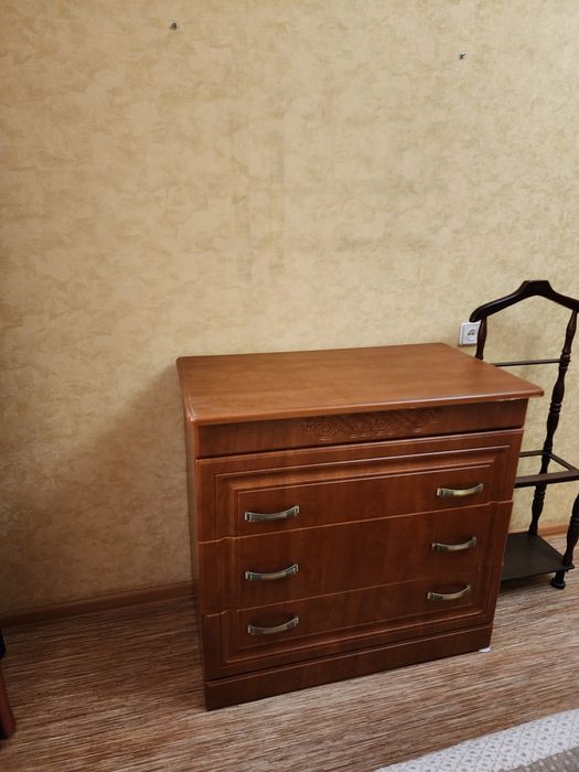 Продаётся б/у мебель