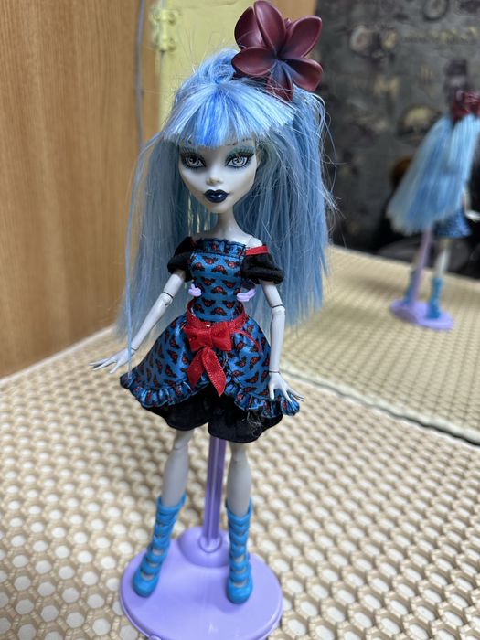 Продам куклу  монстр хай!