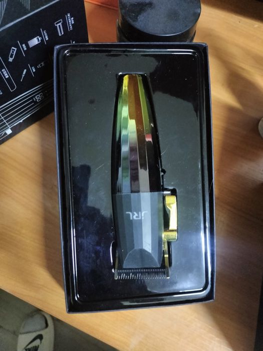 Машинка для стрижки волос JRL