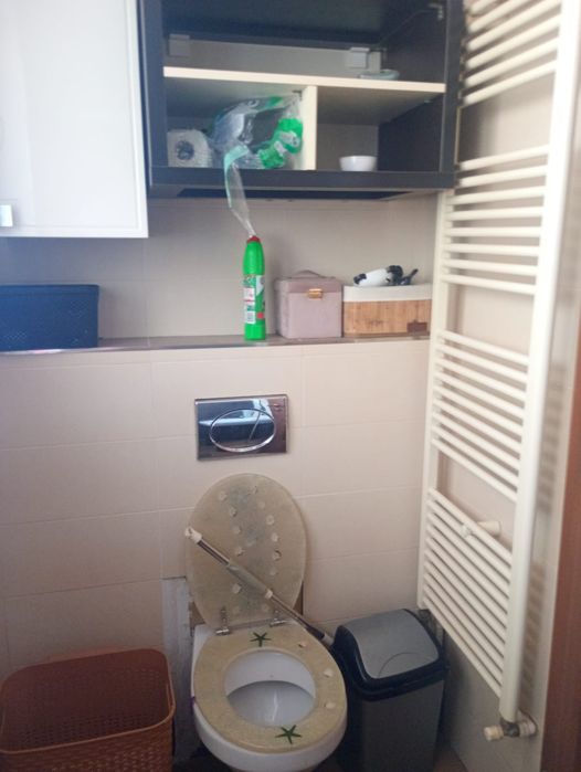 Închiriez apartament