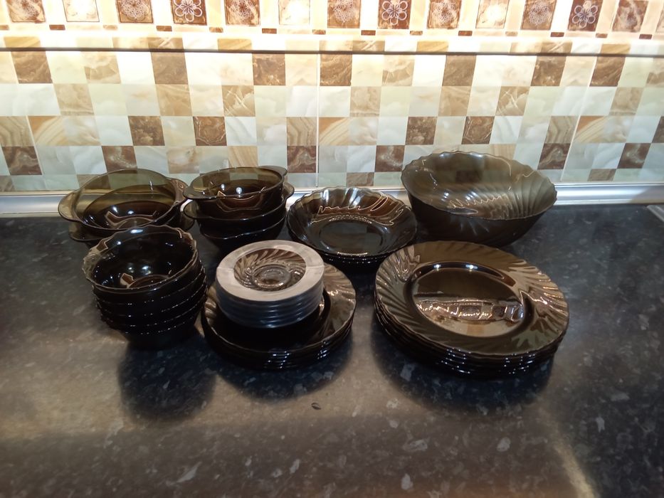 Срочно продам  стеклянные посуды