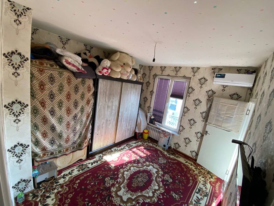 1 xonali uy sotiladi