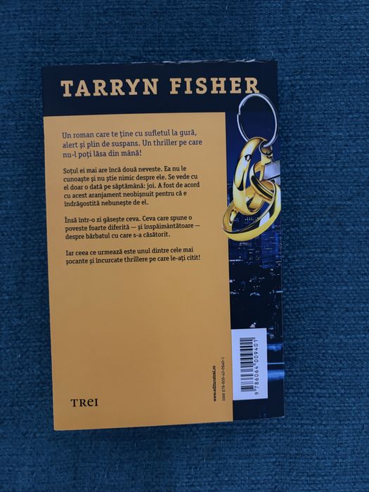 Carte citită o dată . Este în stare foarte bună