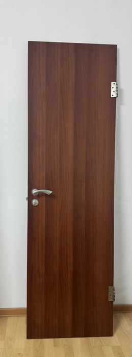 Продаю 4 б/у двери