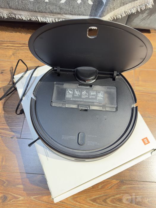 Продам робот пылесос  Mi Robot Vacuum-Mop 2 pro