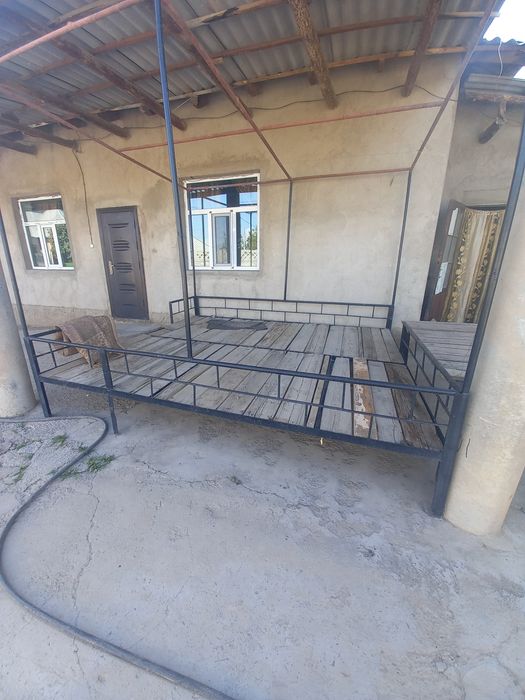 Продам хороший ,железный тапчан.