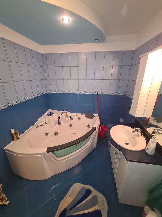 Apartament de inchiriat