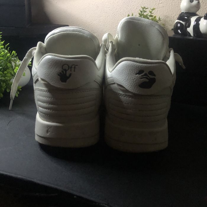 Off white out off office