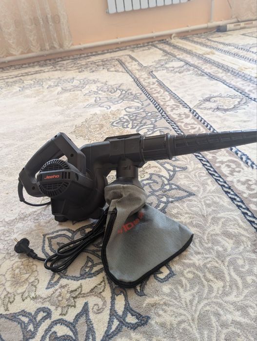 Avto pilisos 450 ming