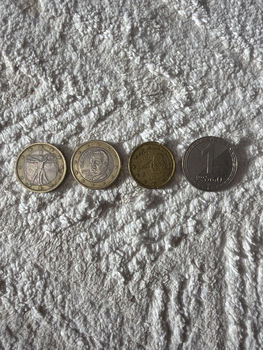 Монеты Европы и Грузии (2 евро,50 центов,1 лари