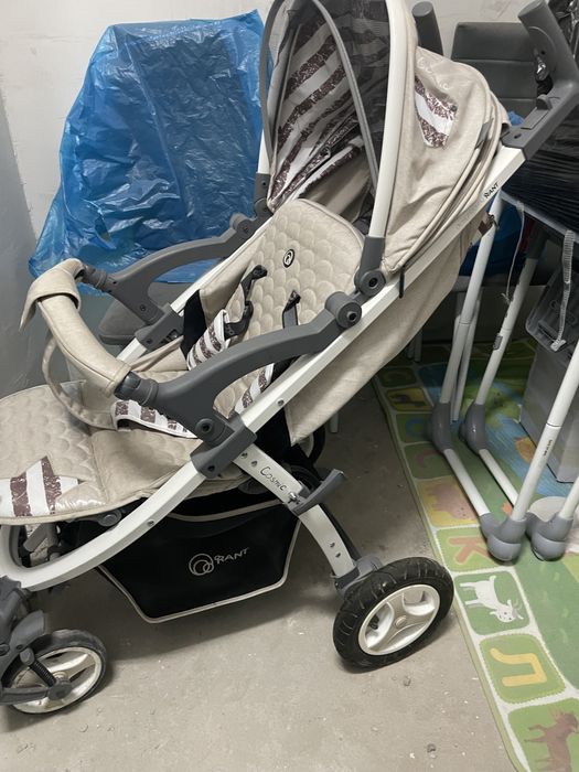 Детская коляска. В отличном состоянии