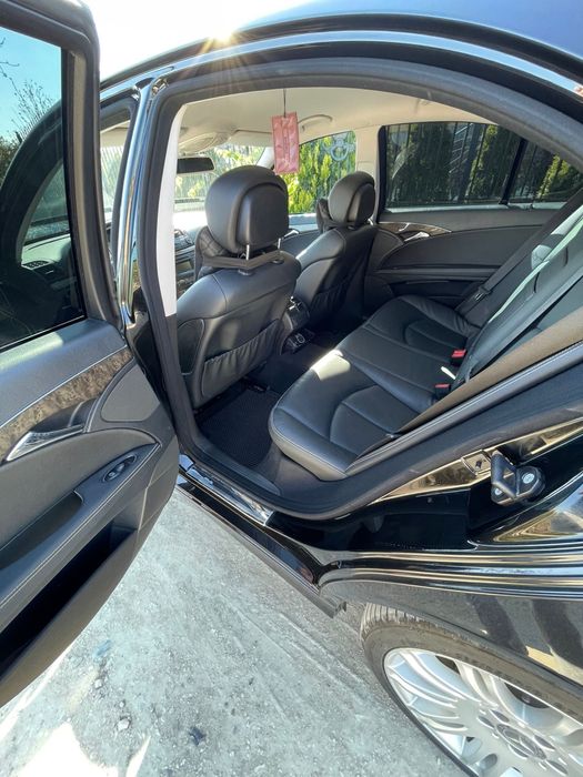 Mercedes E220 W211