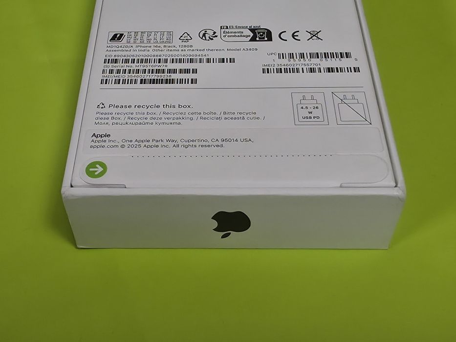 ЗАПЕЧАТАН 128GB iPhone 16e Yettel Гаранция 2029г. Black 16 е