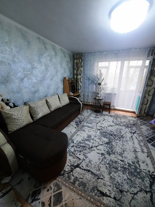 Продам 1 комнатную н/п 1000 мелочей