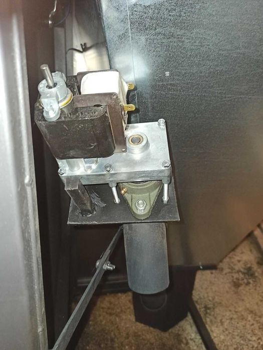 Пелетна камина 15 kW чисто нова