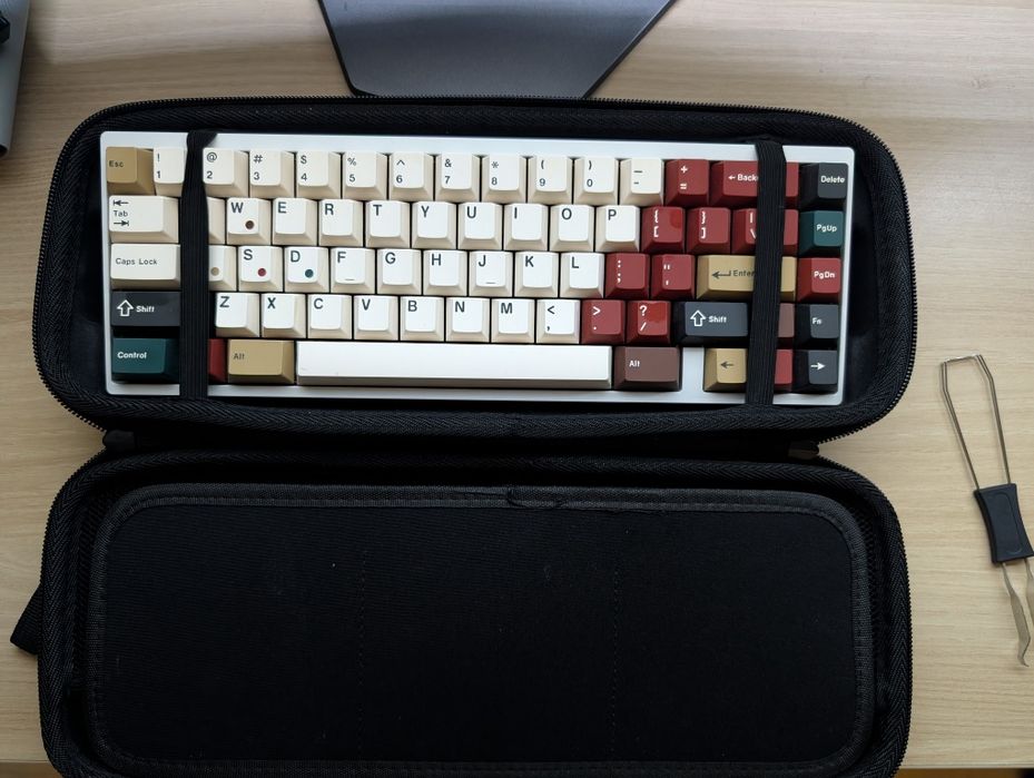 Механична клавиатура Neo65