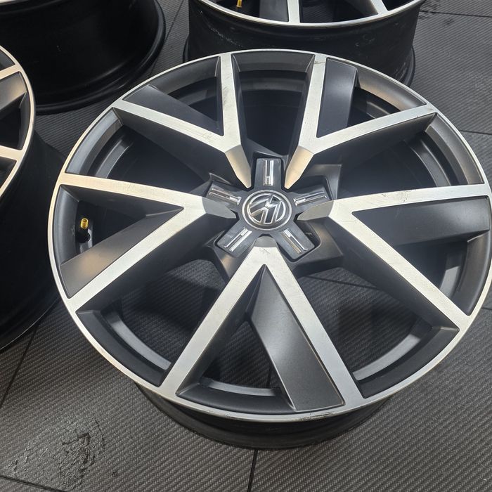 Оригинални  VW джанти 20"-модел Braga