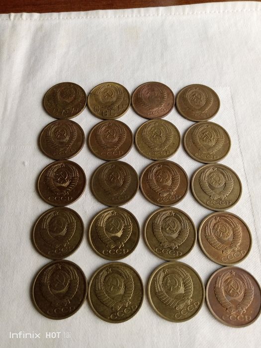 Монеты 5 копеек.